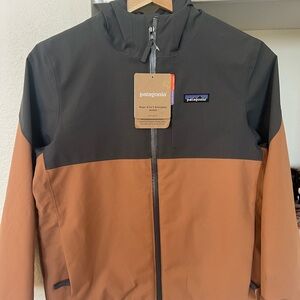 Patagonia Boy’s 4-in-1 Everyday Performance Jacket - Black and Brown